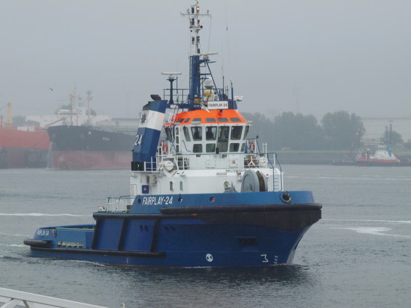 Hafen Rotterdam   Mai 2014   HP 007