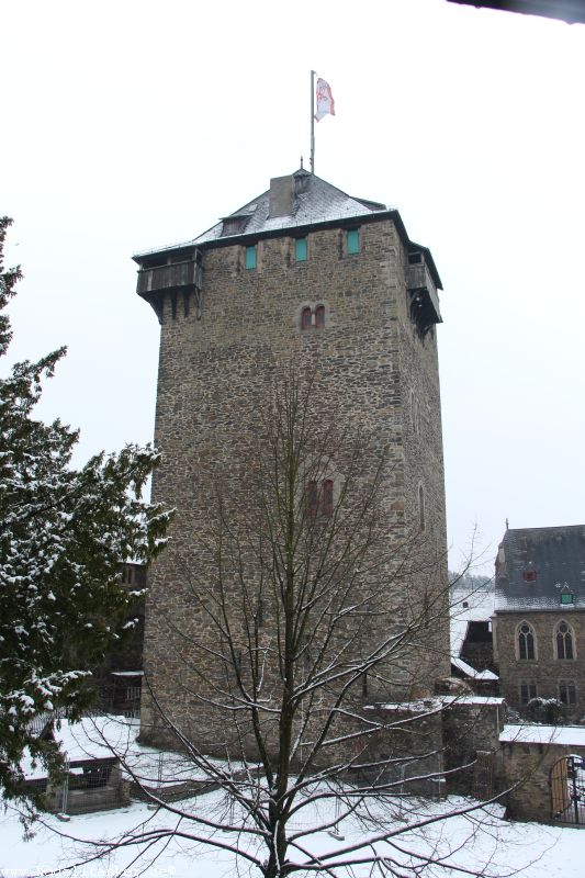 Schlo Burg HP9